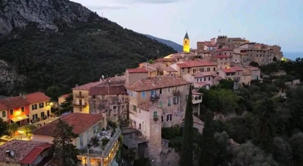 Charmant Appartement De Village Renove Gorbio Zewnętrze zdjęcie